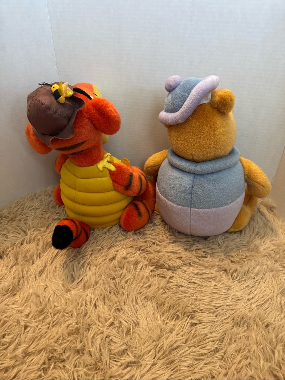 Vintage Disney Winnie the Pooh & Tigger Plush Set - Yellow, Orange - Picture 3 of 5